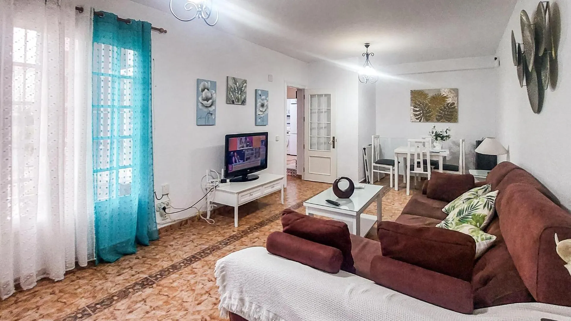 Stunning Home In Chiclana De La Fronter Chiclana de la Frontera