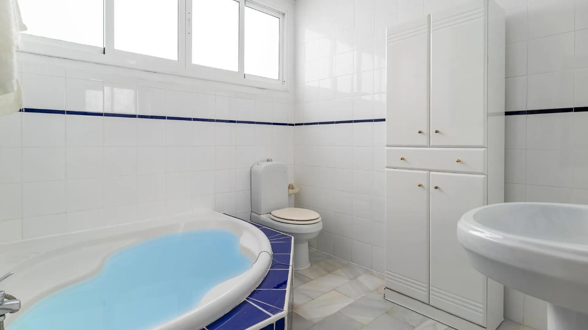 Stunning Home In Chiclana De La Fronter Chiclana de la Frontera 0*,
